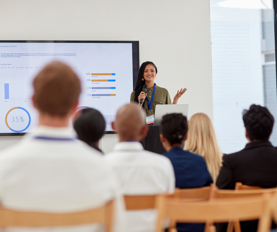 Οι 5 δεξιότητες που μαθαίνεις στο Πανεπιστήμιο και κάνουν τη διαφορά στην καριέρα